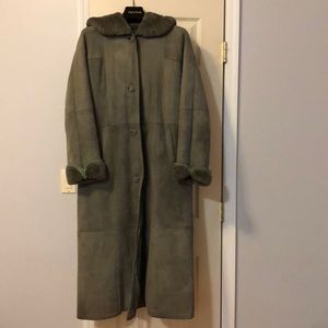 Women’s sheepskin coat